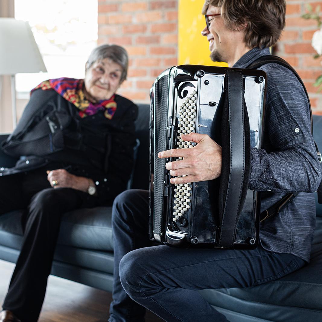 De la musique pour les personnes dépendantes : une nouvelle offre pour les communes