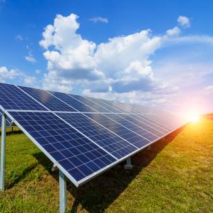 Grandi impianti fotovoltaici: impatto sull'autonomia comunale non chiaro