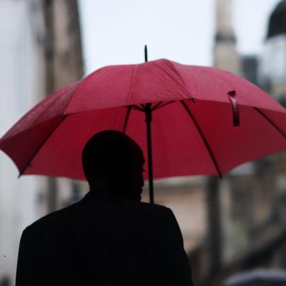 Ein Rettungsschirm für die Strombranche? Ja, aber für alle!